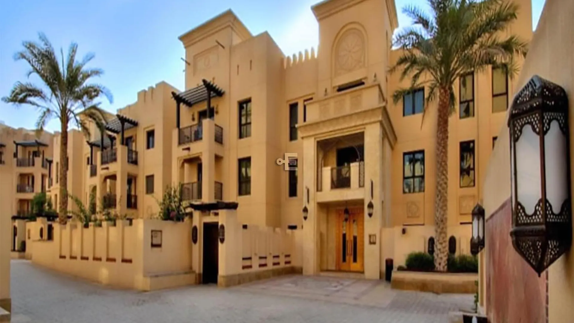 Beautiful 1 Bedroom In Oldtown Dubai United Arab Emirates